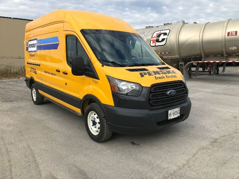 Used Cargo Vans for Sale in ON - Penske Used Trucks