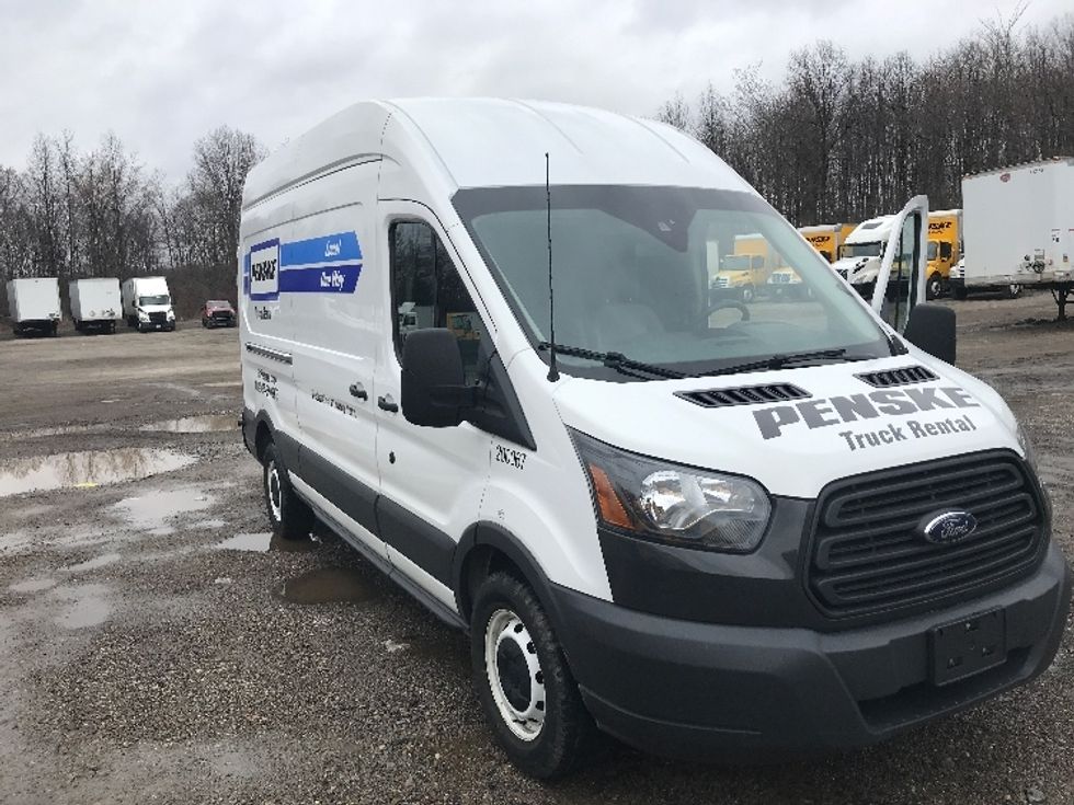 Used Cargo Vans for Sale - Penske Used Trucks