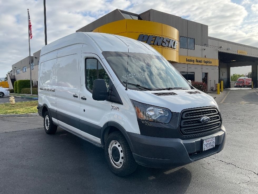 2018 Ford Transit 250 Cargo Van (Panel Van)