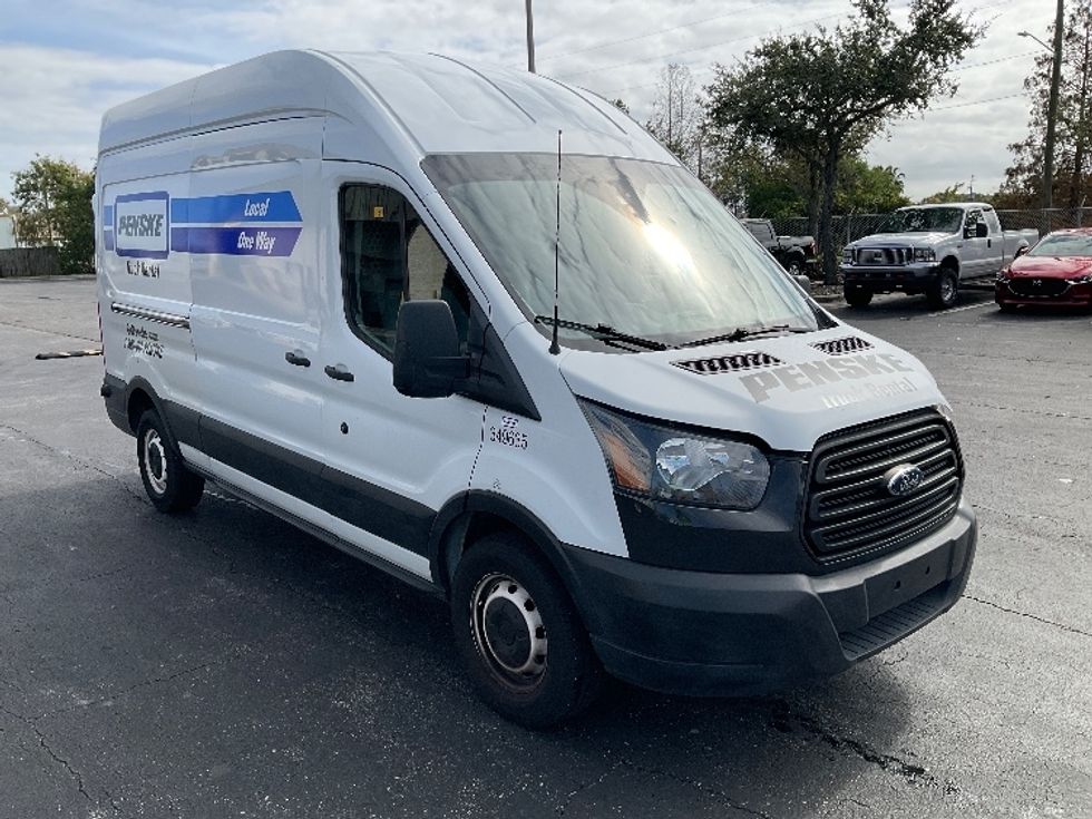 Used Cargo Vans For Sale In Fl - Penske Used Trucks