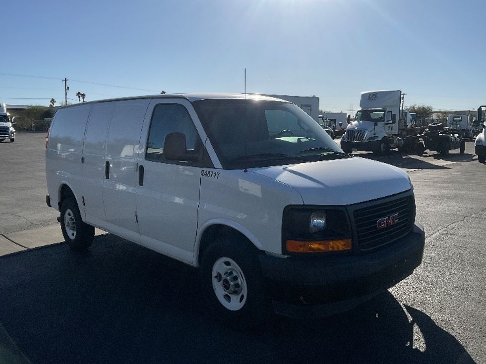 2017 Gmc Savana G23405 Cargo Van (panel Van)