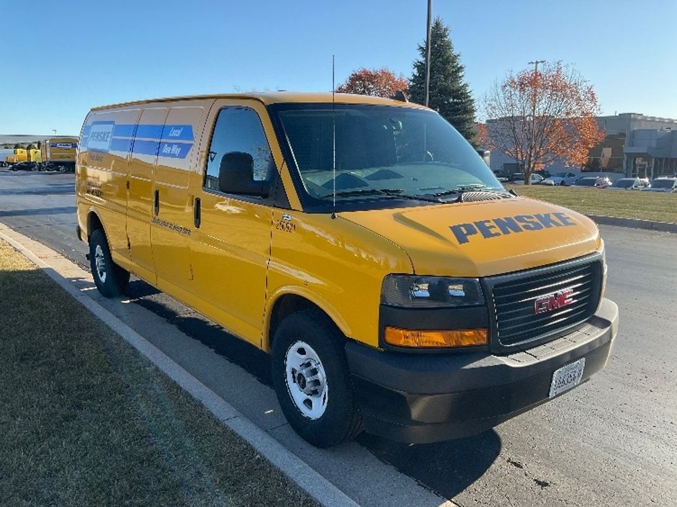 Used GMC Cargo Vans for Sale - Penske Used Trucks