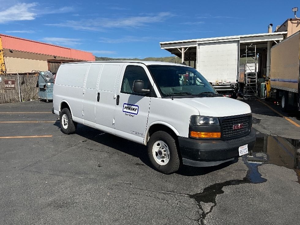 Used GMC Cargo Vans for Sale - Penske Used Trucks