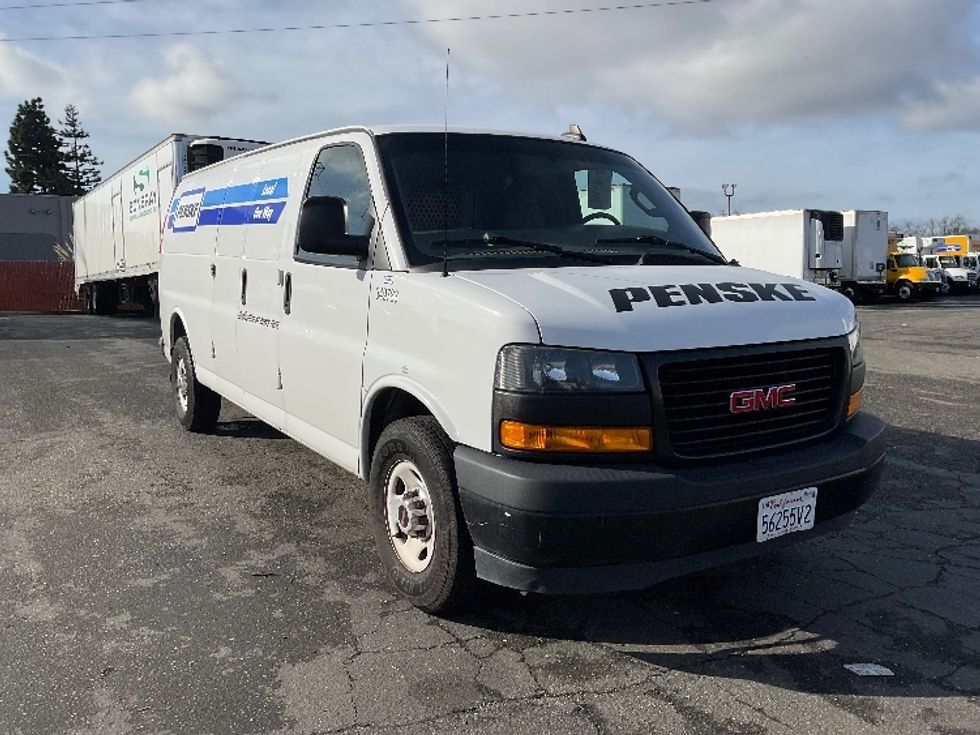 Used GMC Cargo Vans for Sale - Penske Used Trucks