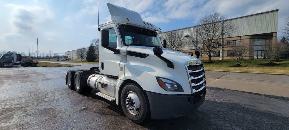 Your Next Used 2018 Freightliner T12664ST, 317211, Is For Sale And ...