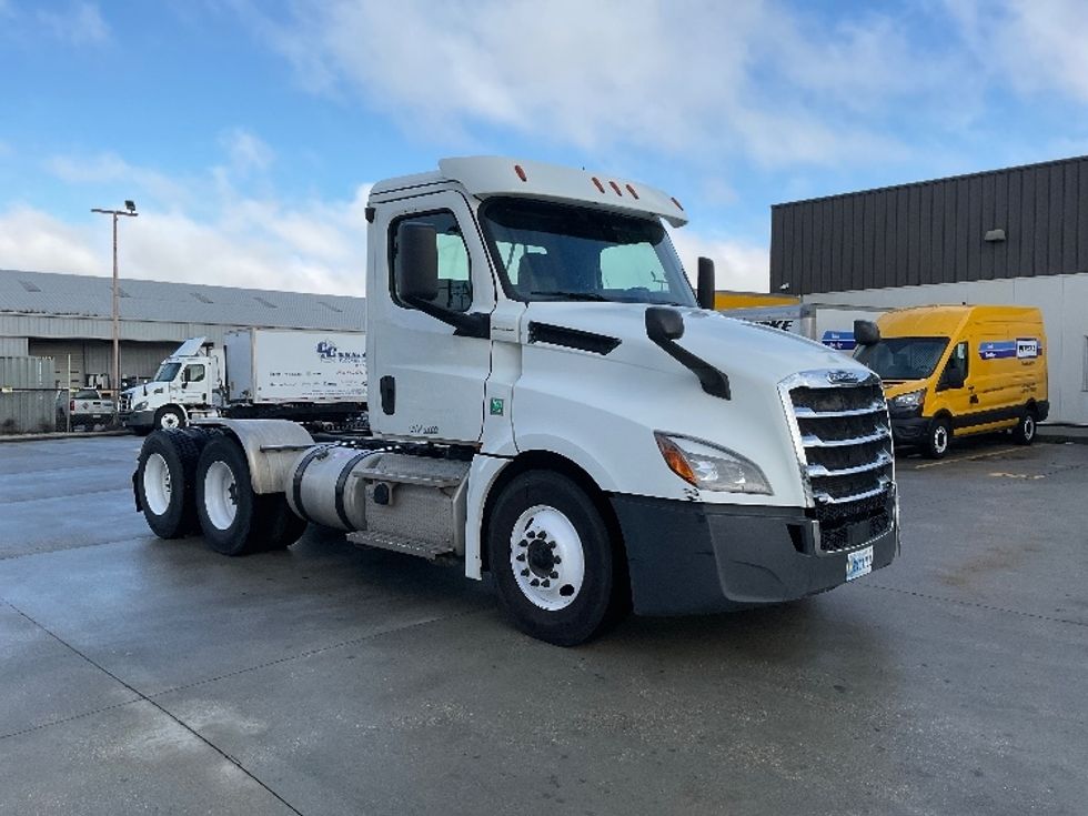 Your Next Used 2019 Freightliner T12664ST, 324525, Is For Sale And ...