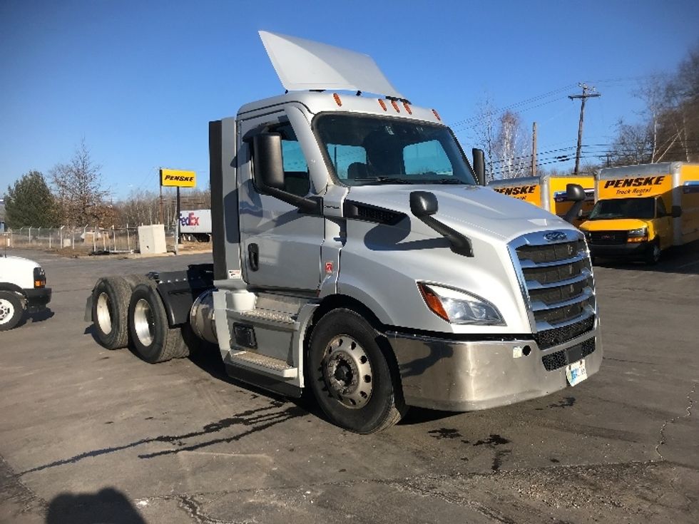 Your Next Used 2020 Freightliner T11664ST, 369325, Is For Sale And ...