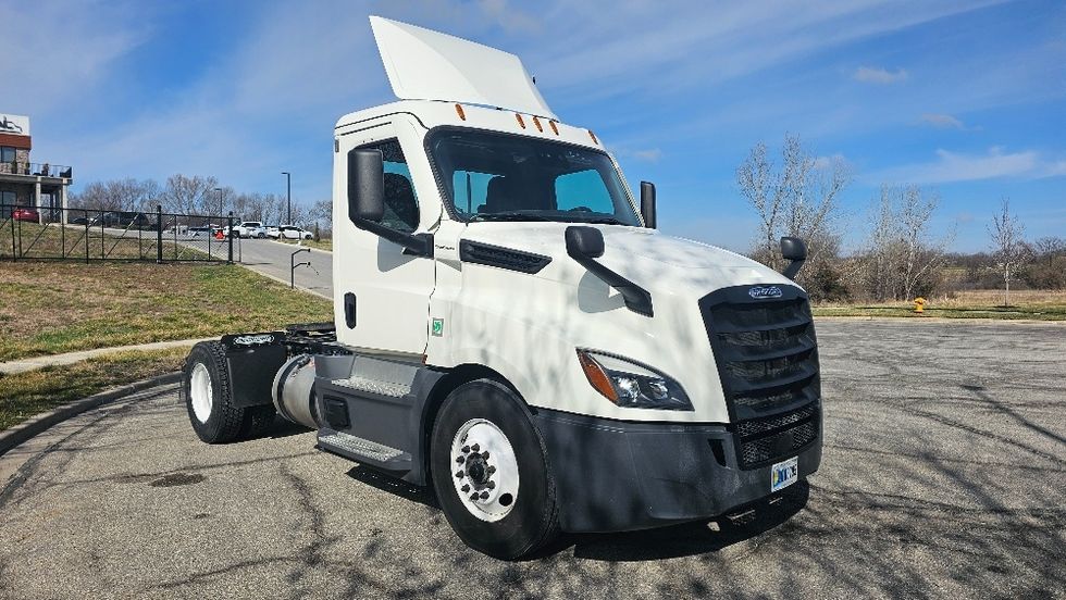 Your Next Used 2021 Freightliner T12642st, 373008, Is For Sale And 