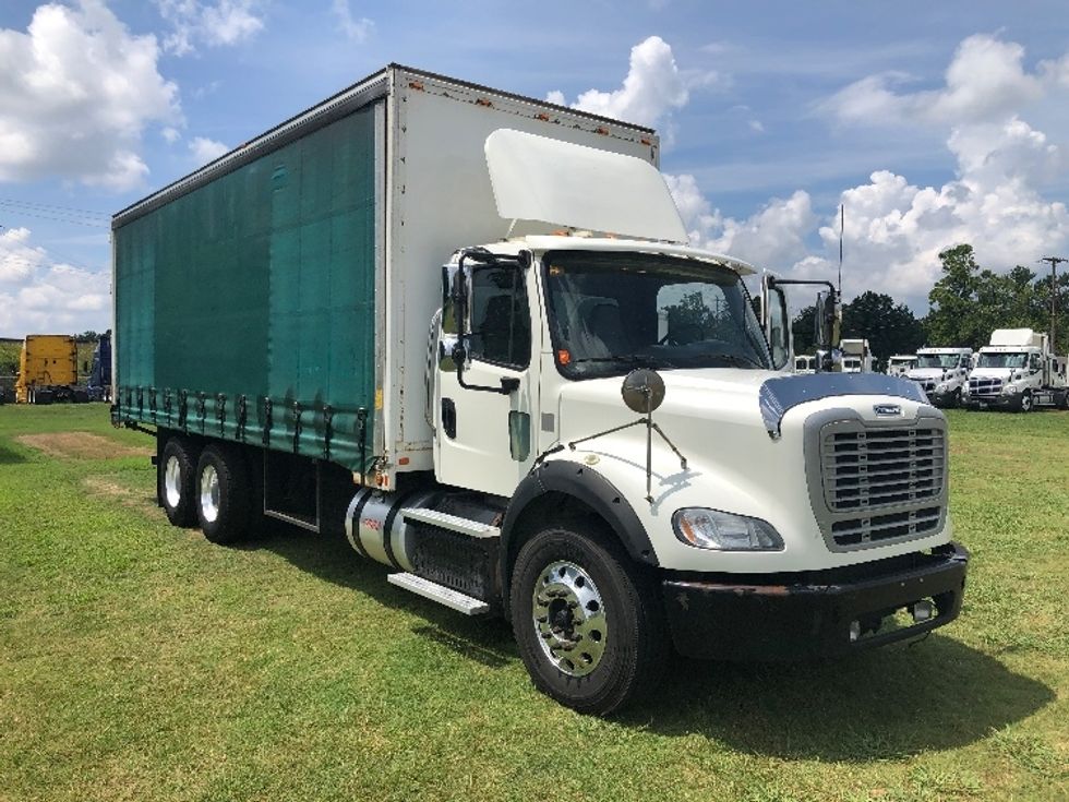 Used 2013 Freightliner Truck Medium Duty Box Truck - Unit 624563