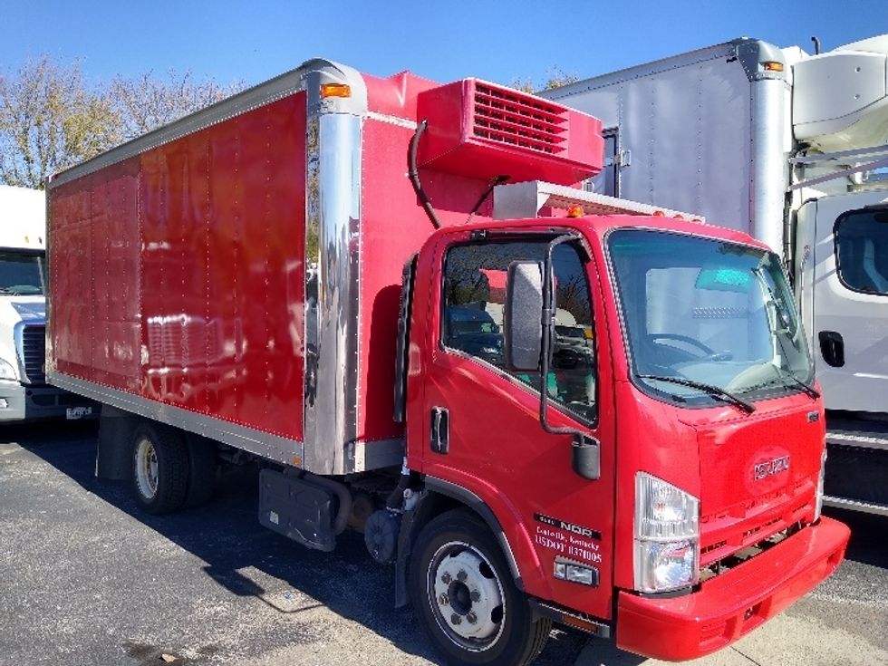 Used Isuzu NQR for Sale in IN - Penske Used Trucks