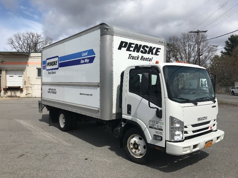 Used Isuzu Cabover Trucks for Sale in NY - Penske Used Trucks