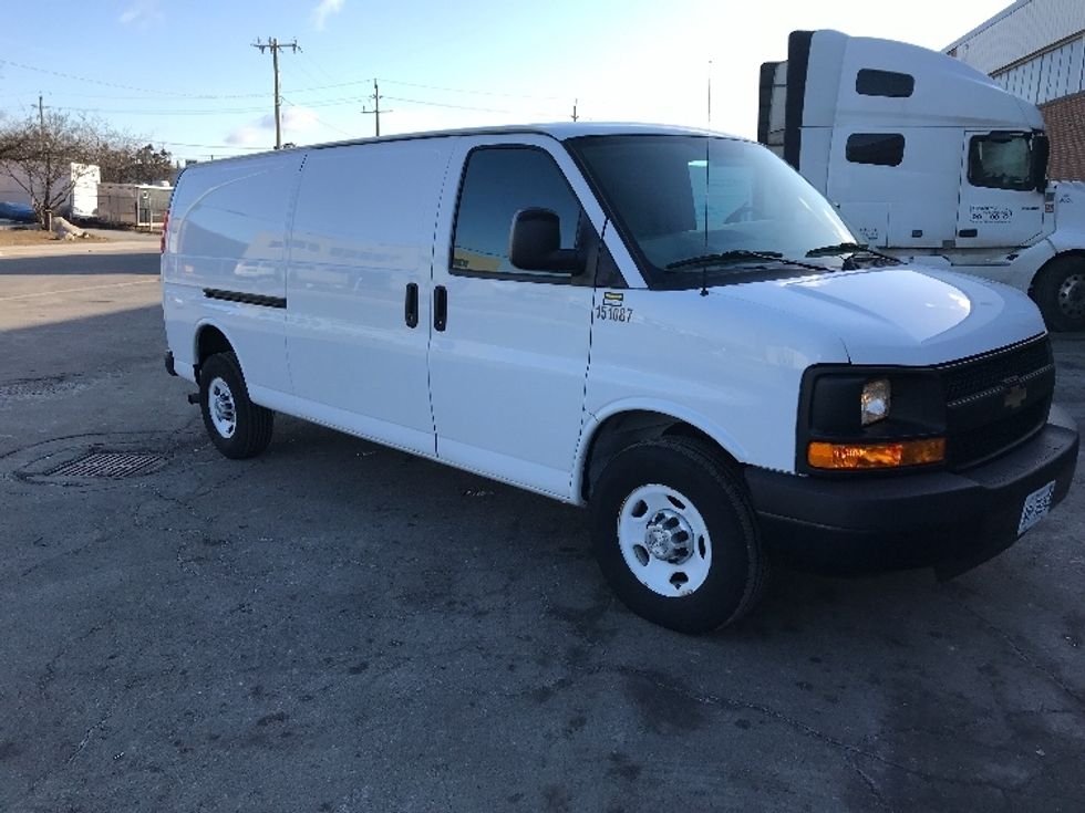 Used Cargo Vans for Sale in Canada Penske Used Trucks