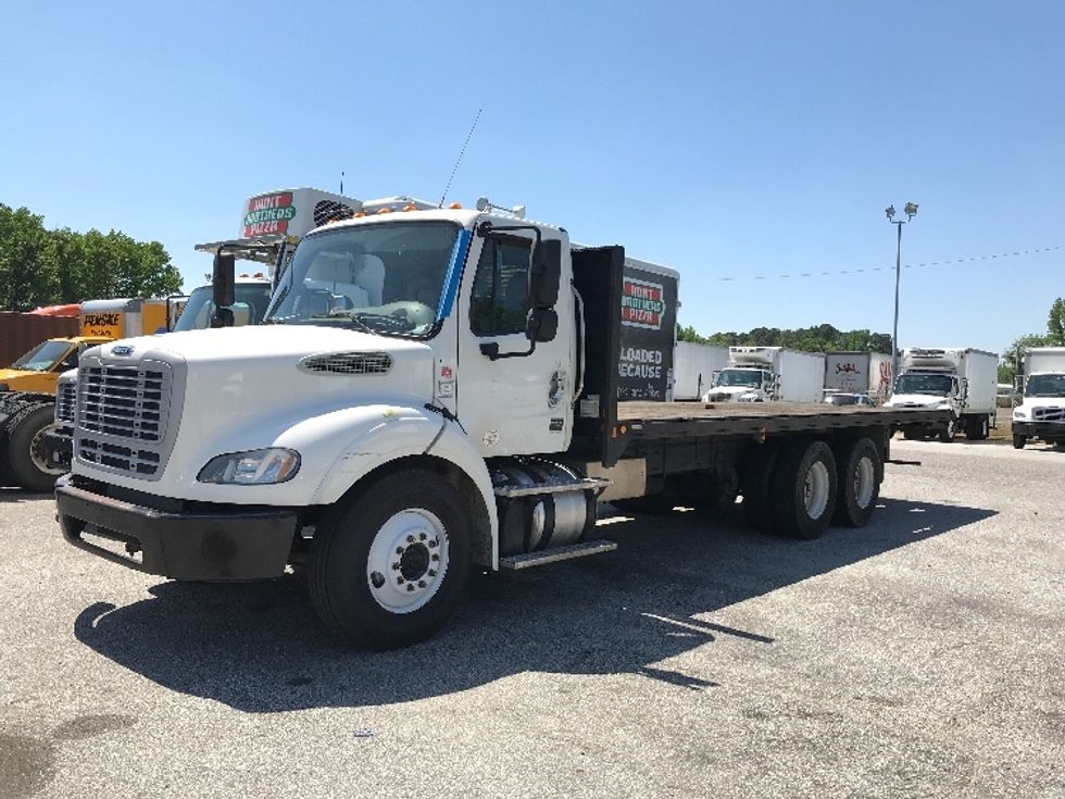 Used 2015 Freightliner Truck Flatbed Truck - Unit 106758 - Penske Used ...