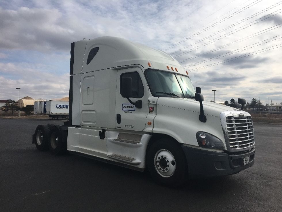 Used Heavy Duty Trucks for Sale in KY - Penske Used Trucks