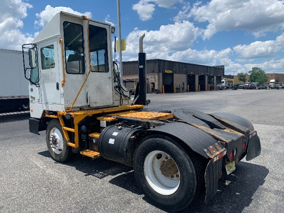 Used 2015 Ottawa Tractor Yard Truck - Unit 139661 - Penske Used Trucks