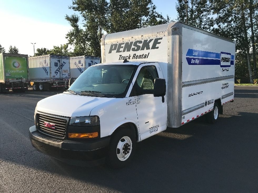 Used 2018 GMC Truck Light Duty Box Truck - Unit 91610057 - Penske Used ...