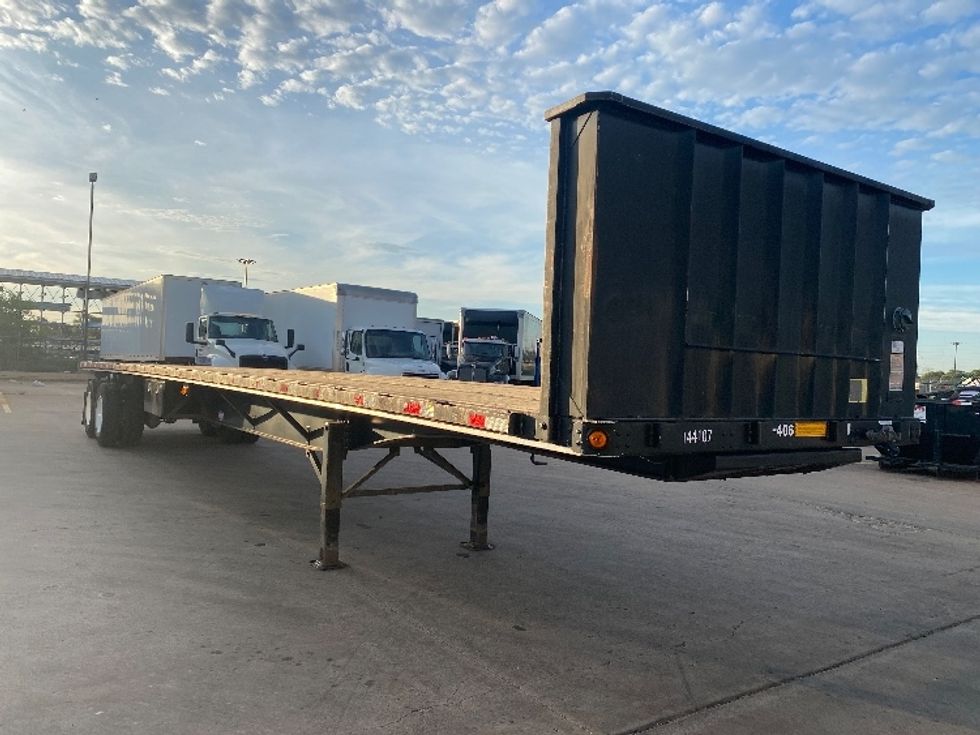 2016 Utility Trailer Flatbed Trailer