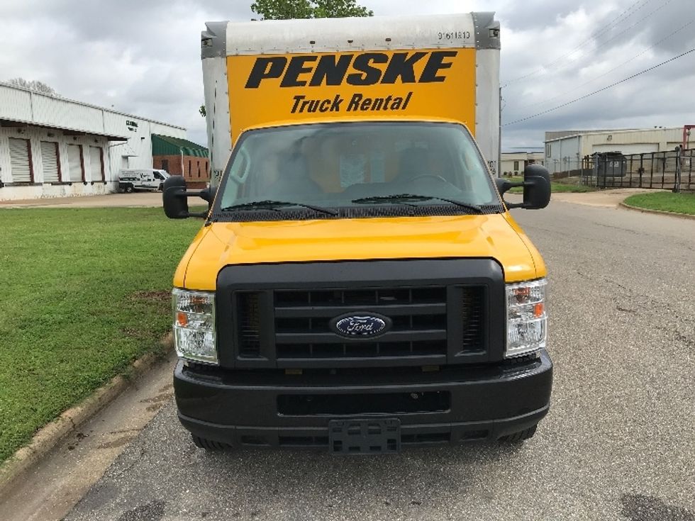 2019 Ford E350 Light Duty Box Truck