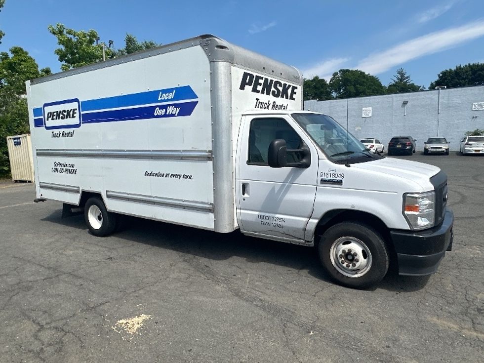 Used Light Duty Box Trucks for Sale in NJ - Penske Used Trucks