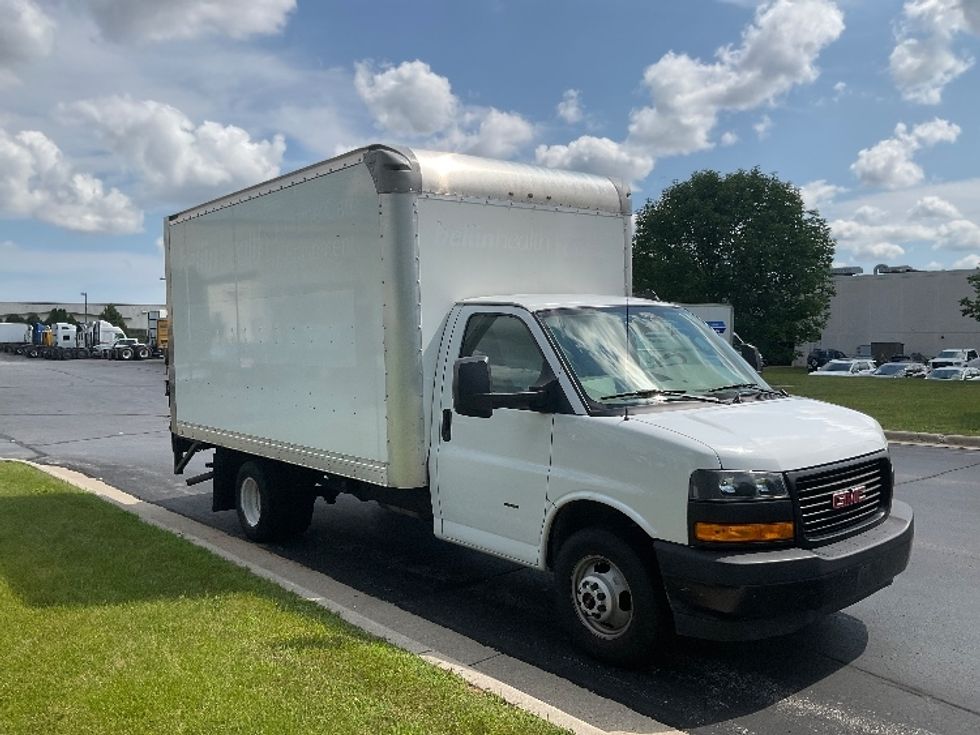 2019 GMC Savana G33803 Light Duty Box Truck