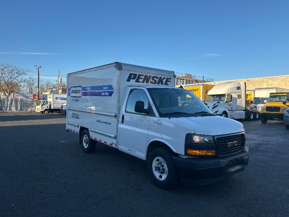 2021 GMC Savana G33503 Light Duty Box Truck