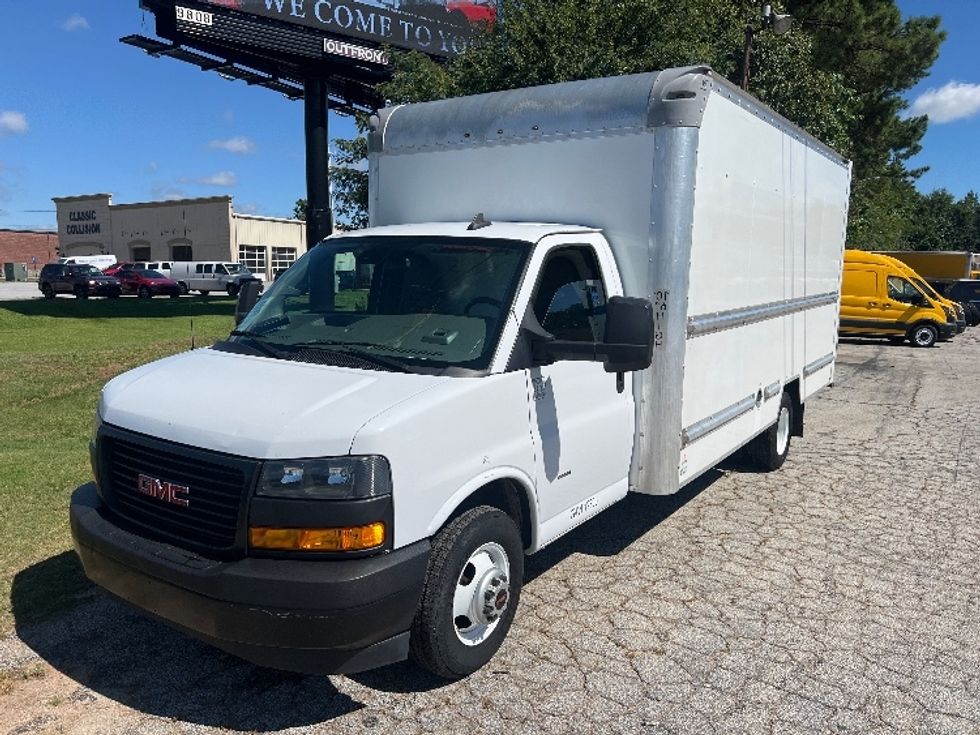 2021 Gmc Savana G33903 Light Duty Box Truck