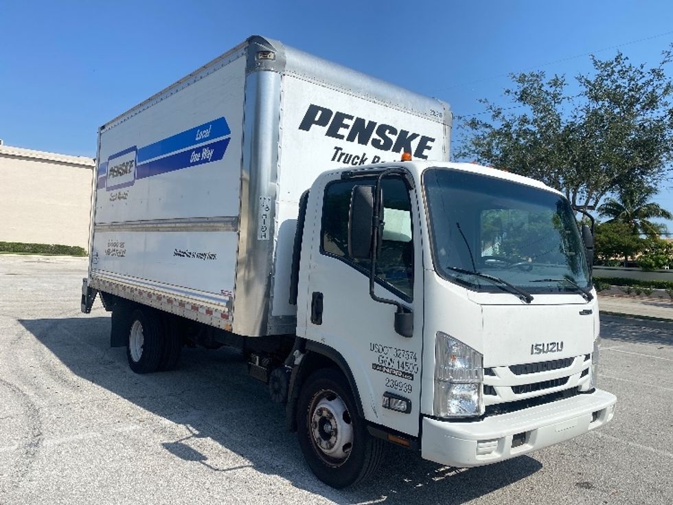 Used Isuzu Cabover Trucks For Sale In Fl Penske Used Trucks