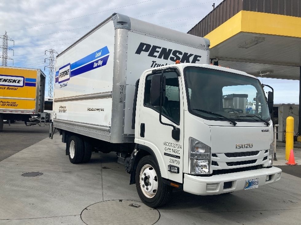 Used Isuzu Cabover Trucks For Sale In Ca Penske Used Trucks