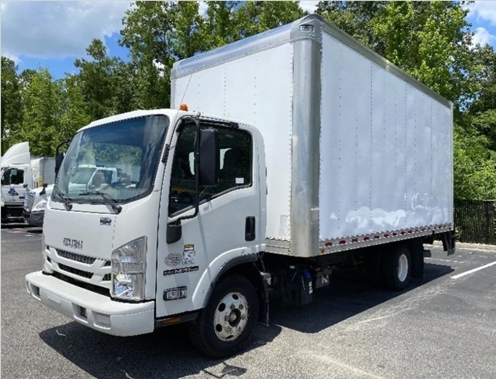 2018 Isuzu NPR EFI Light Duty Box Truck