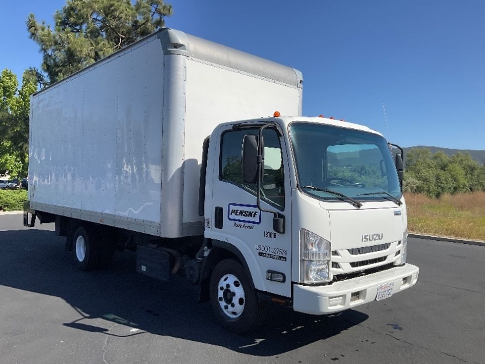 Used Isuzu NPR Cabover Trucks for Sale - Penske Used Trucks