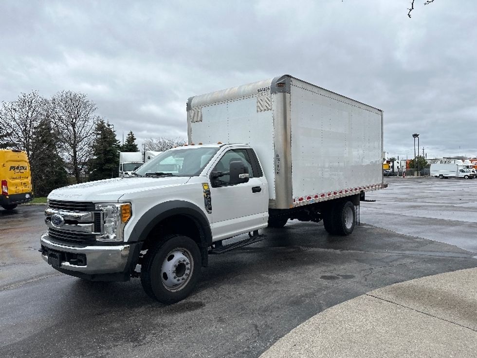 2017 Ford F550 Medium Duty Box Truck