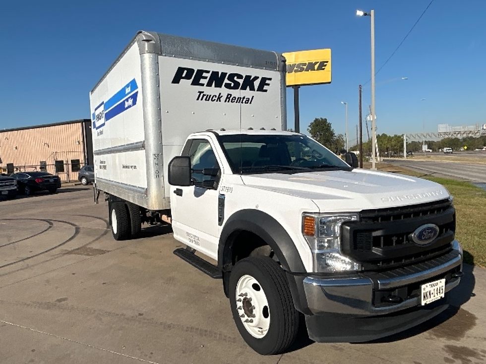 2020 Ford F450 Medium Duty Box Truck