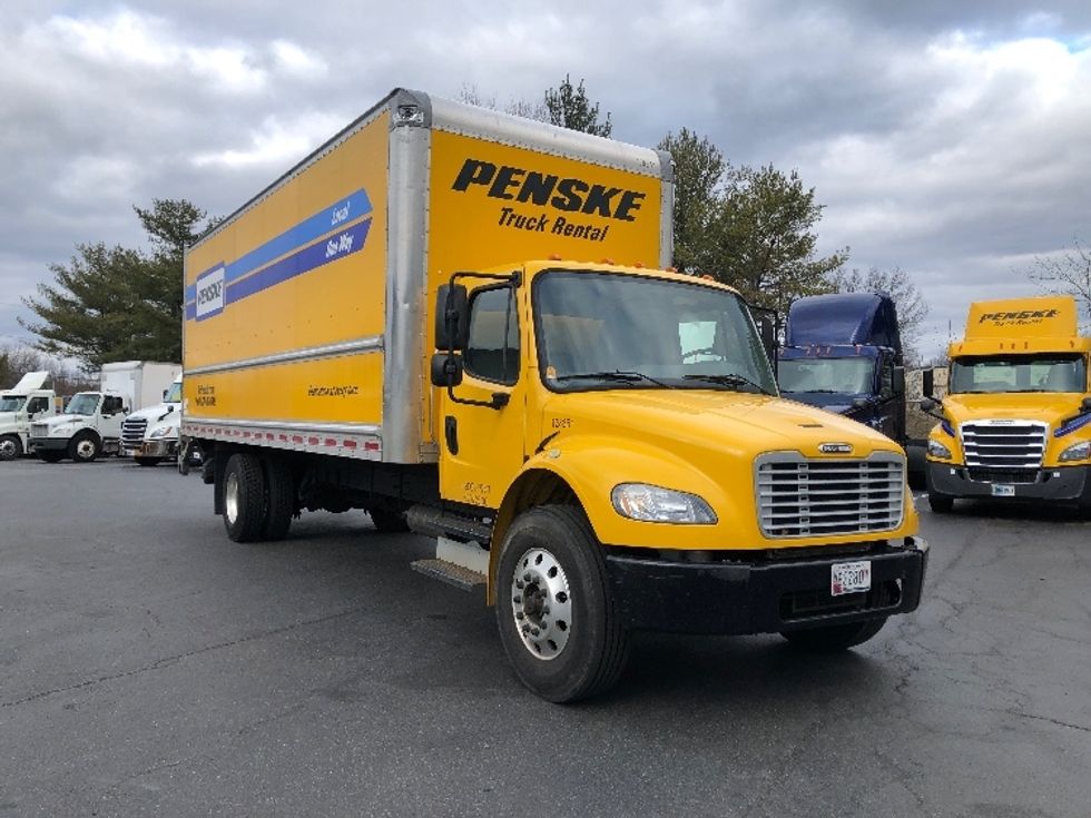 Used Freightliner Medium Duty Box Trucks for Sale - Penske Used Trucks