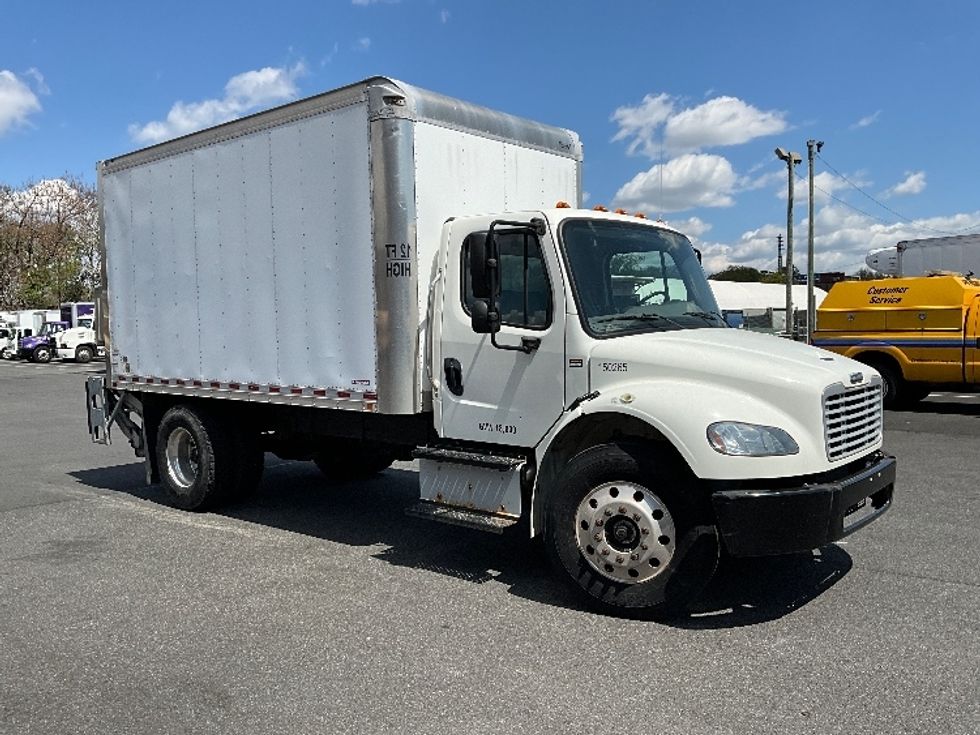 2016 Freightliner M2 Medium Duty Box Truck