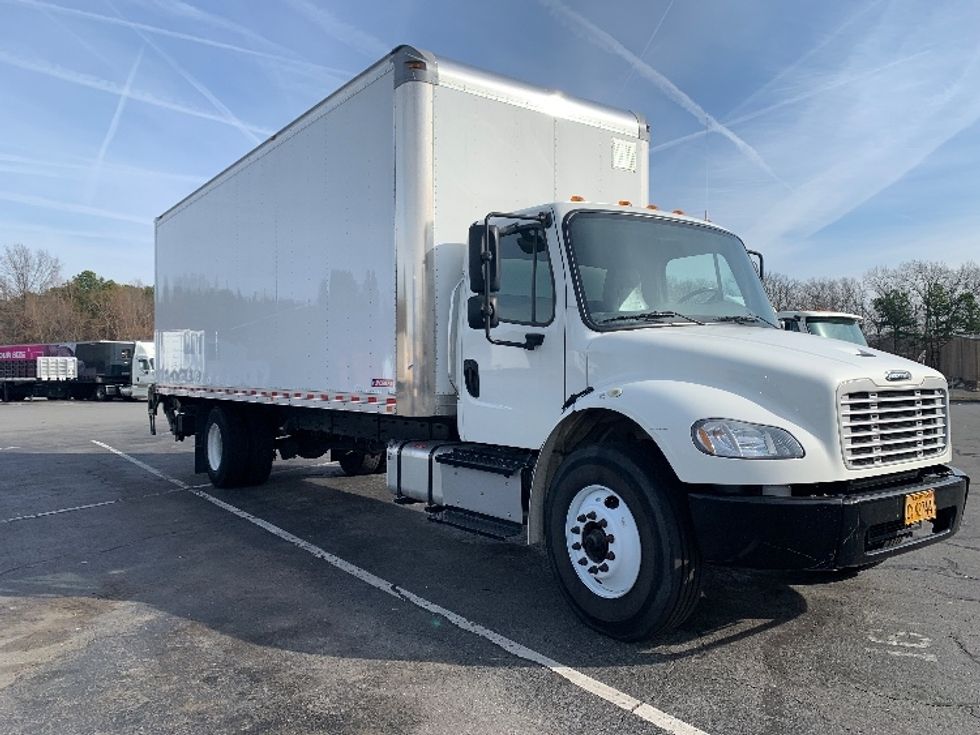 Used Freightliner Medium Duty Box Trucks for Sale - Penske Used Trucks