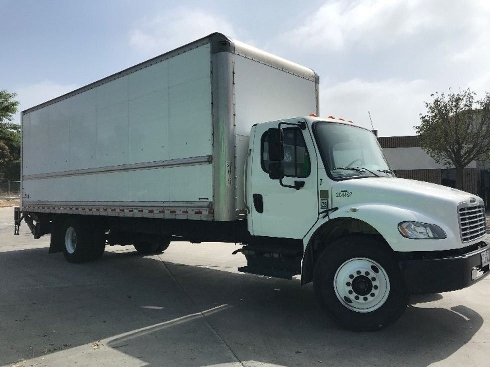 Used Freightliner Medium Duty Box Trucks for Sale - Penske Used Trucks