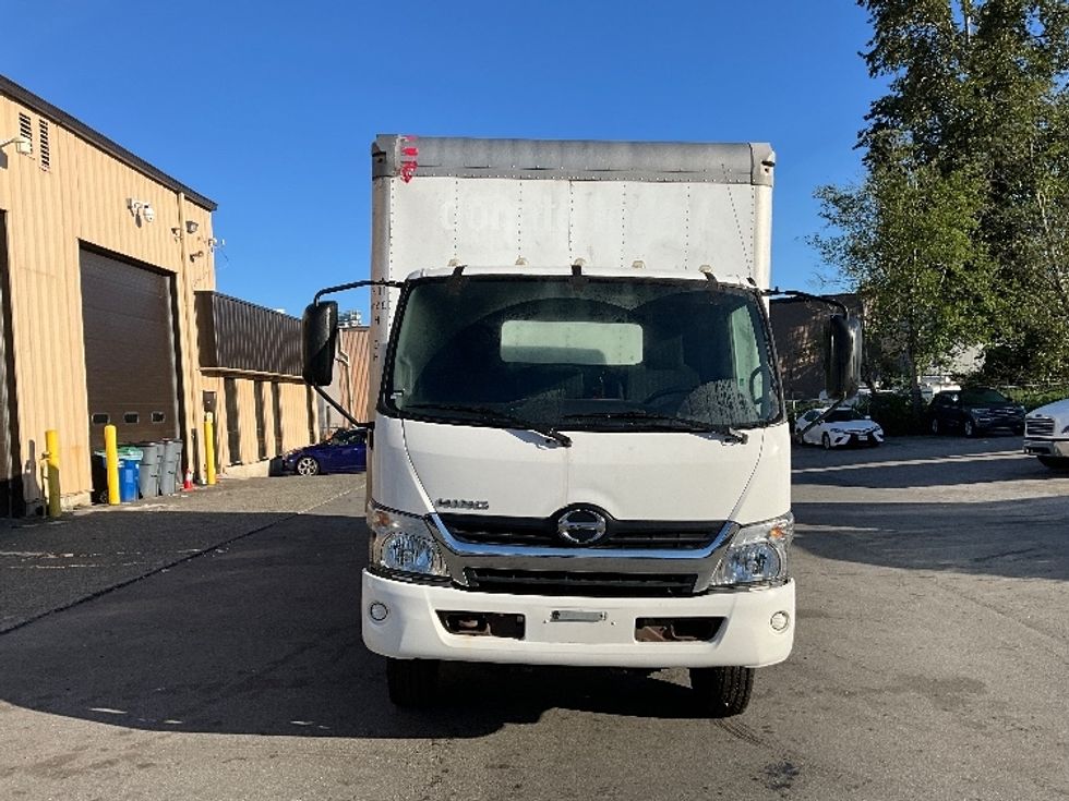 2018 Hino 195 Medium Duty Box Truck