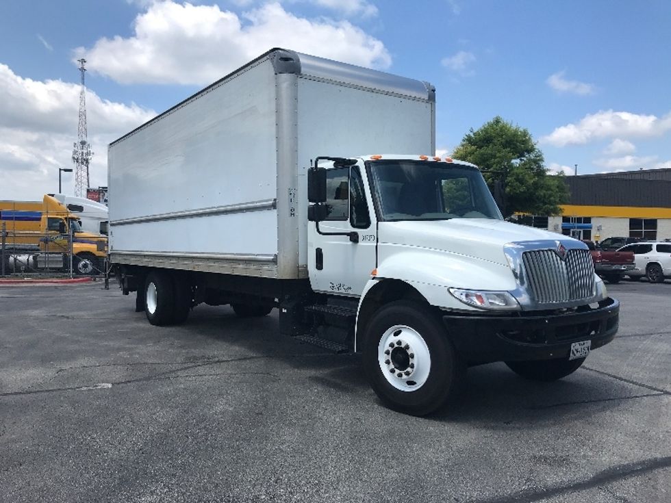 2018 International 4300 Medium Duty Box Truck