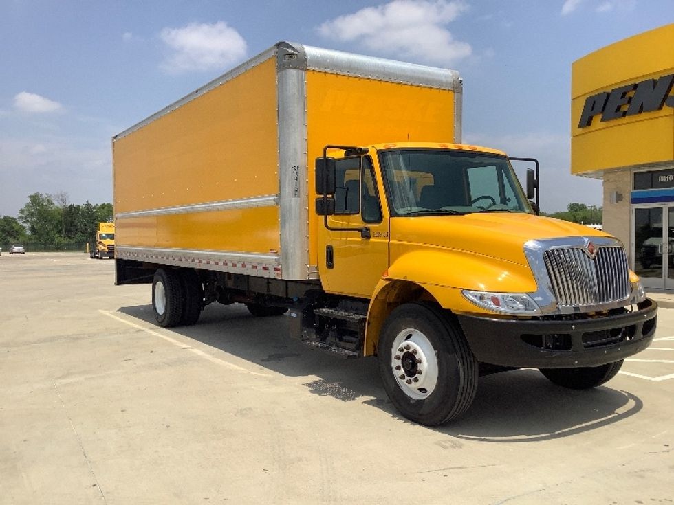 Used Medium Duty Box Trucks for Sale in Dallas - Penske Used Trucks