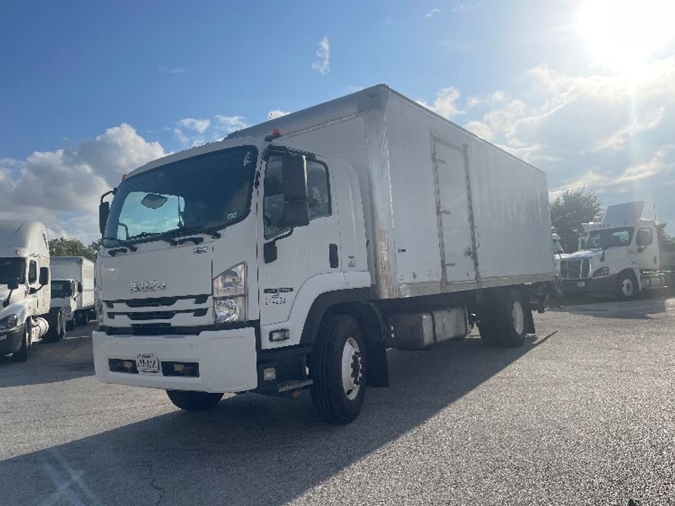 2019 Isuzu FTR Medium Duty Box Truck