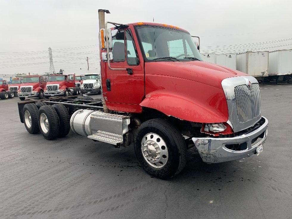 2016 International 8600 Cab and Chassis Truck