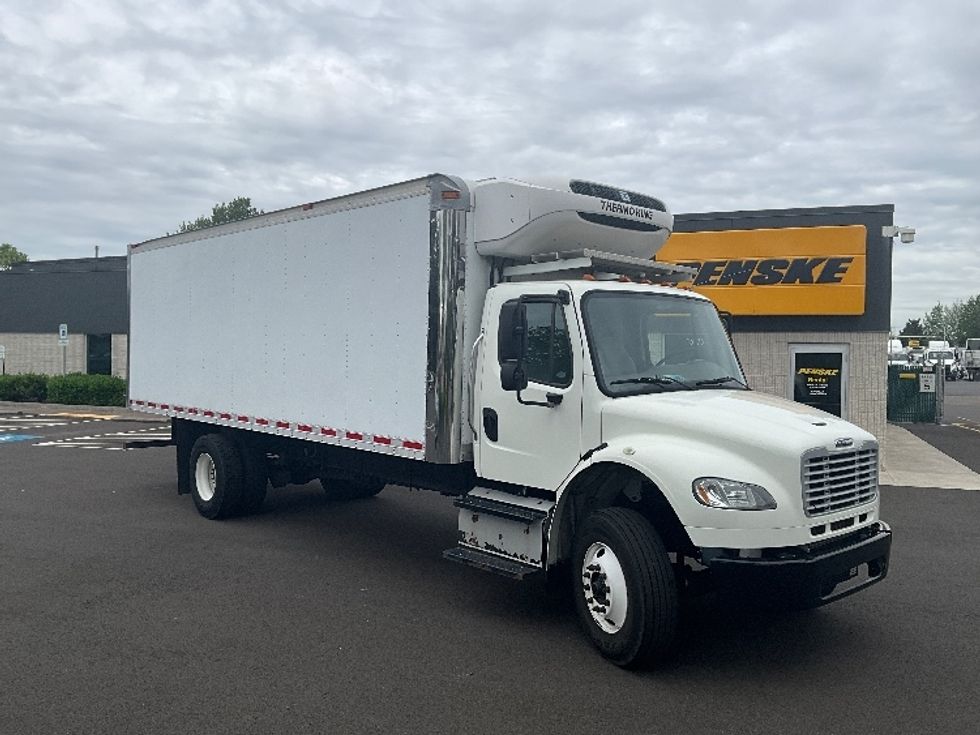 2016 Freightliner M2 Refrigerated Truck