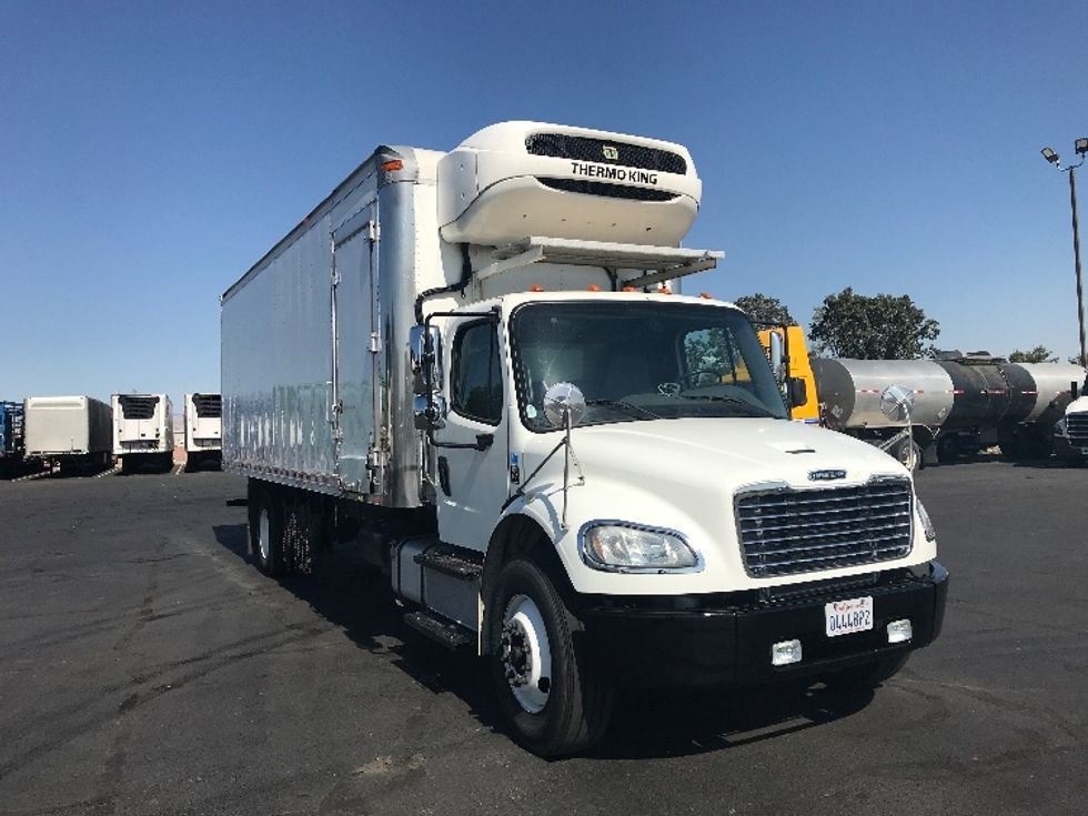 Used Freightliner Refrigerated Trucks for Sale in CA - Penske Used Trucks