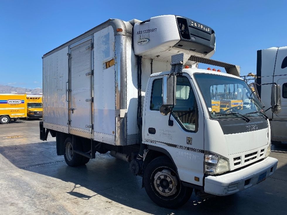 Used Isuzu Refrigerated Trucks for Sale - Penske Used Trucks