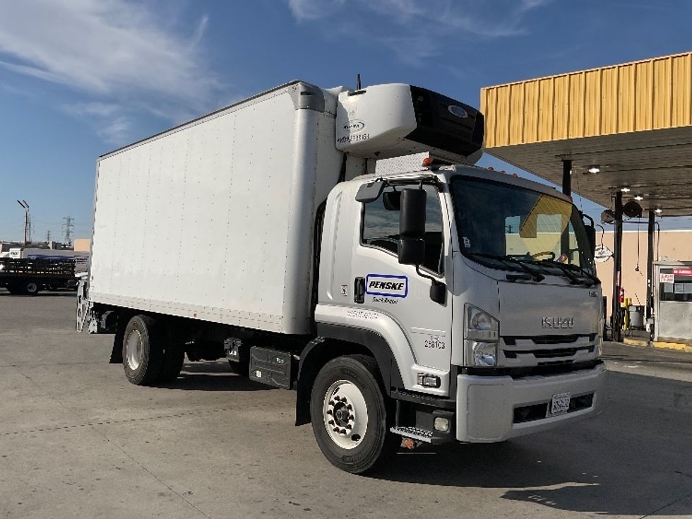 2019 Isuzu FTR Refrigerated Truck