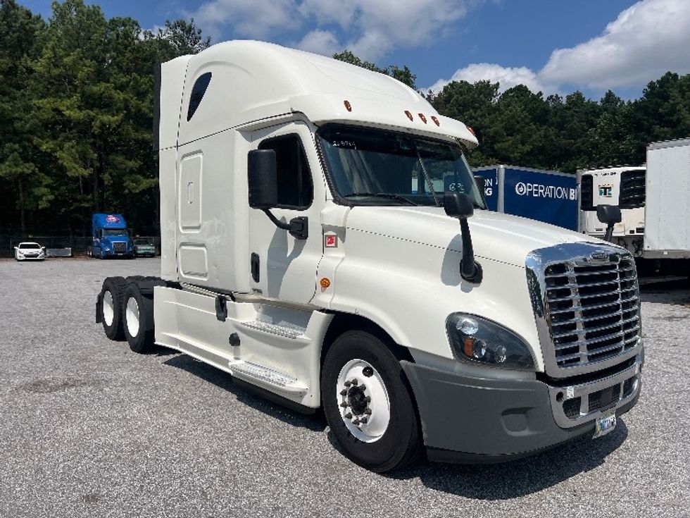 2019 Freightliner Cascadia 12564ST Sleeper Tractor