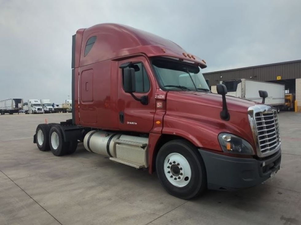 2019 Freightliner Cascadia 12564ST Sleeper Tractor