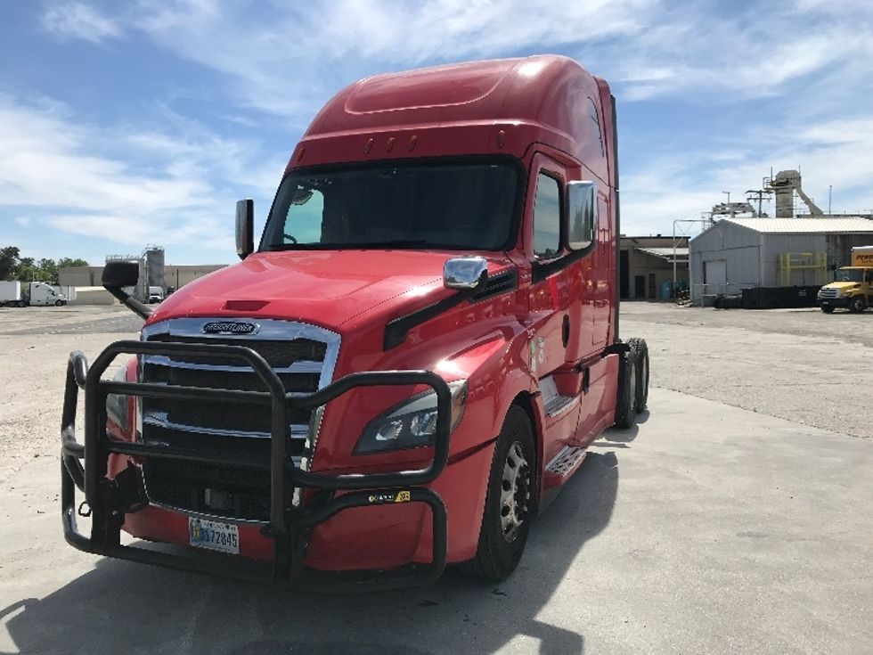 Your Next Used 2019 Freightliner T12664ST, 207431, Is For Sale And ...