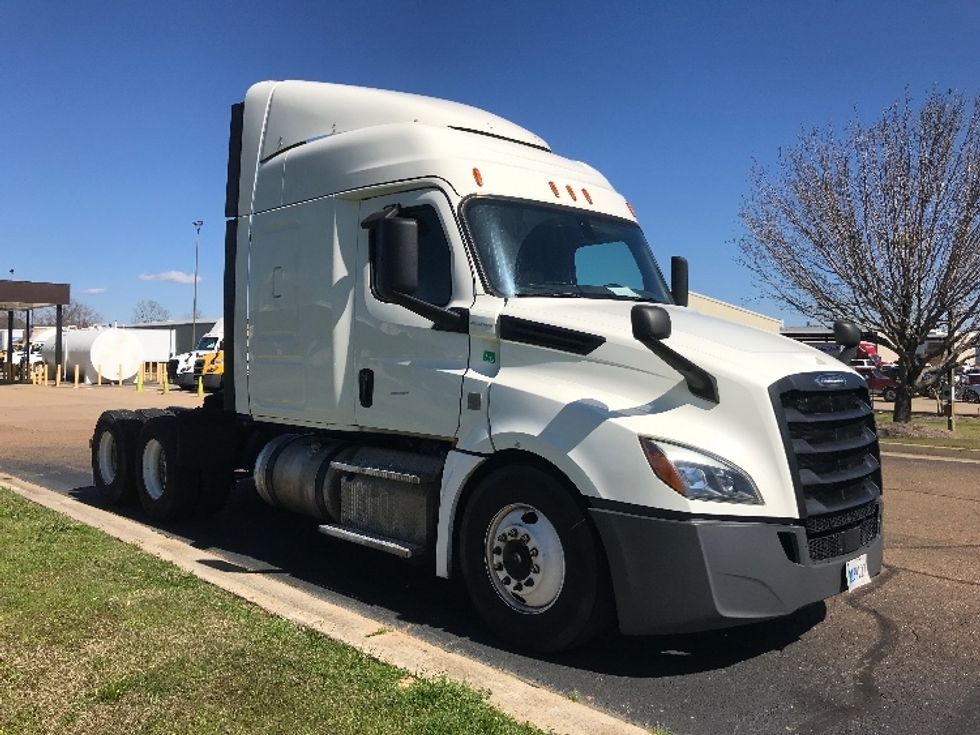 Your Next Used 2019 Freightliner T12664ST, 197125, Is For Sale And ...