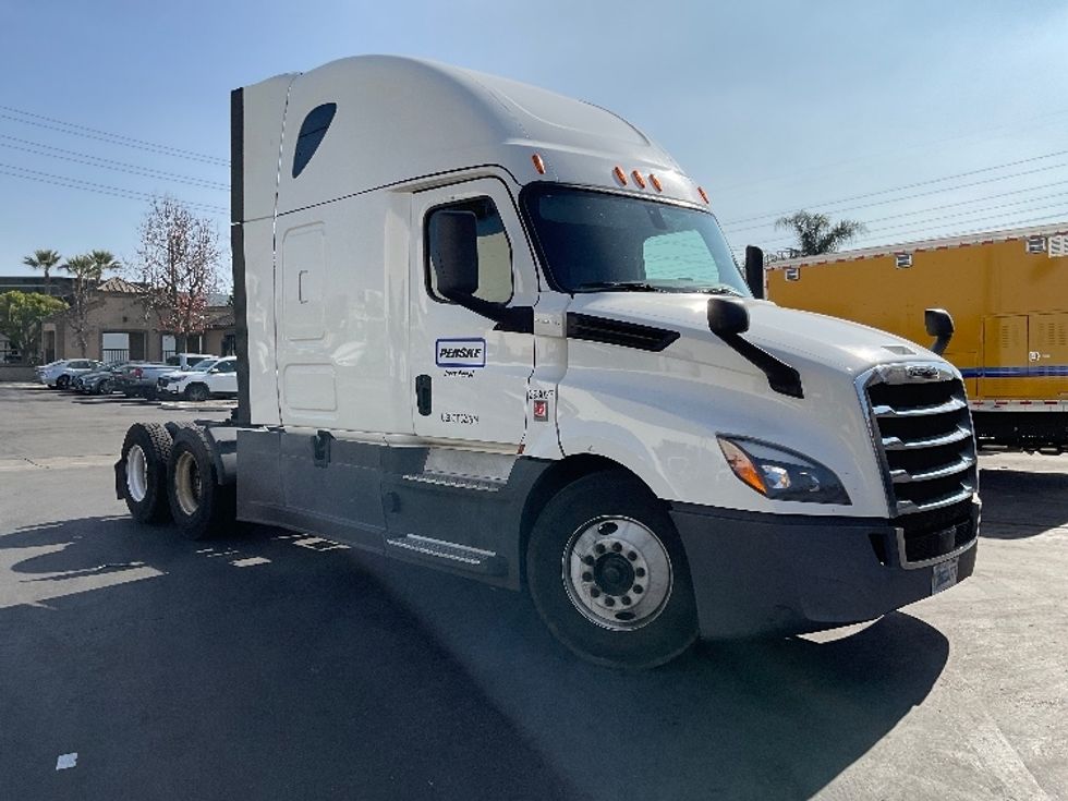 Your Next Used 2020 Freightliner T12664ST, 293027, Is For Sale And ...